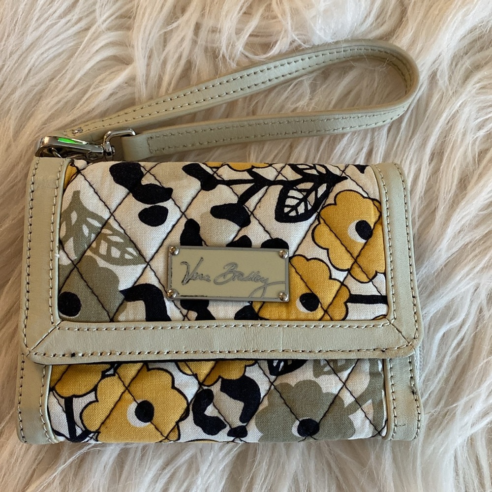 VERA BRADLEY wristlet/wallet